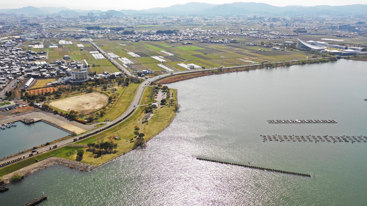 草津市 湖岸緑地 北山田 1 のアウトドア情報 q 駐車場 トイレ 琵琶湖アウトドアマップ