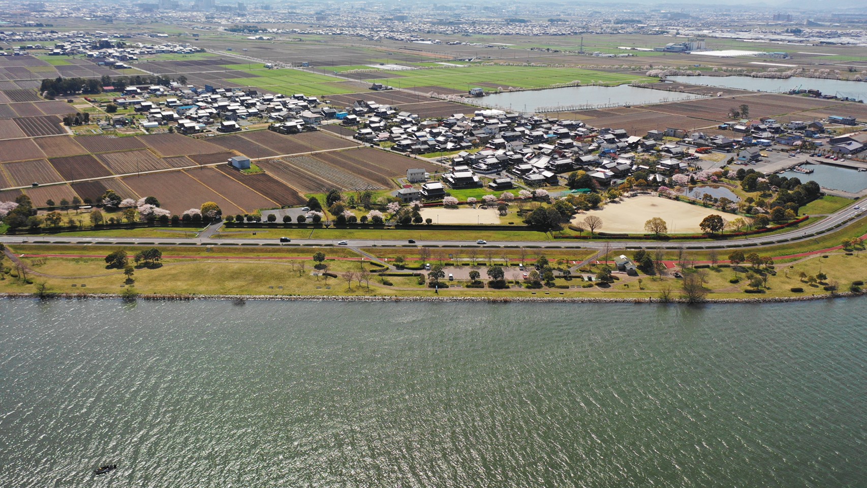 草津市 湖岸緑地 志那 2 のアウトドア情報 q キャンプ 駐車場 トイレ 琵琶湖アウトドアマップ