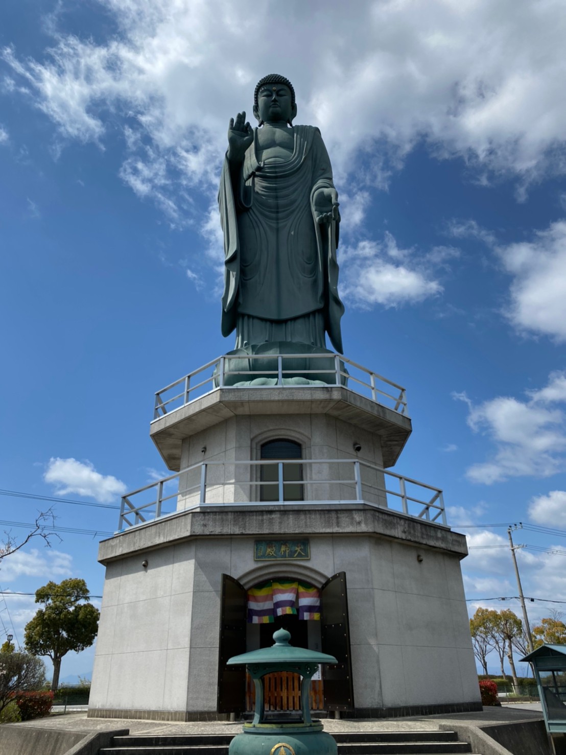 28mの阿弥陀如来像 長浜びわこ大仏 の駐車場 写真ガイド 琵琶湖アウトドアマップ