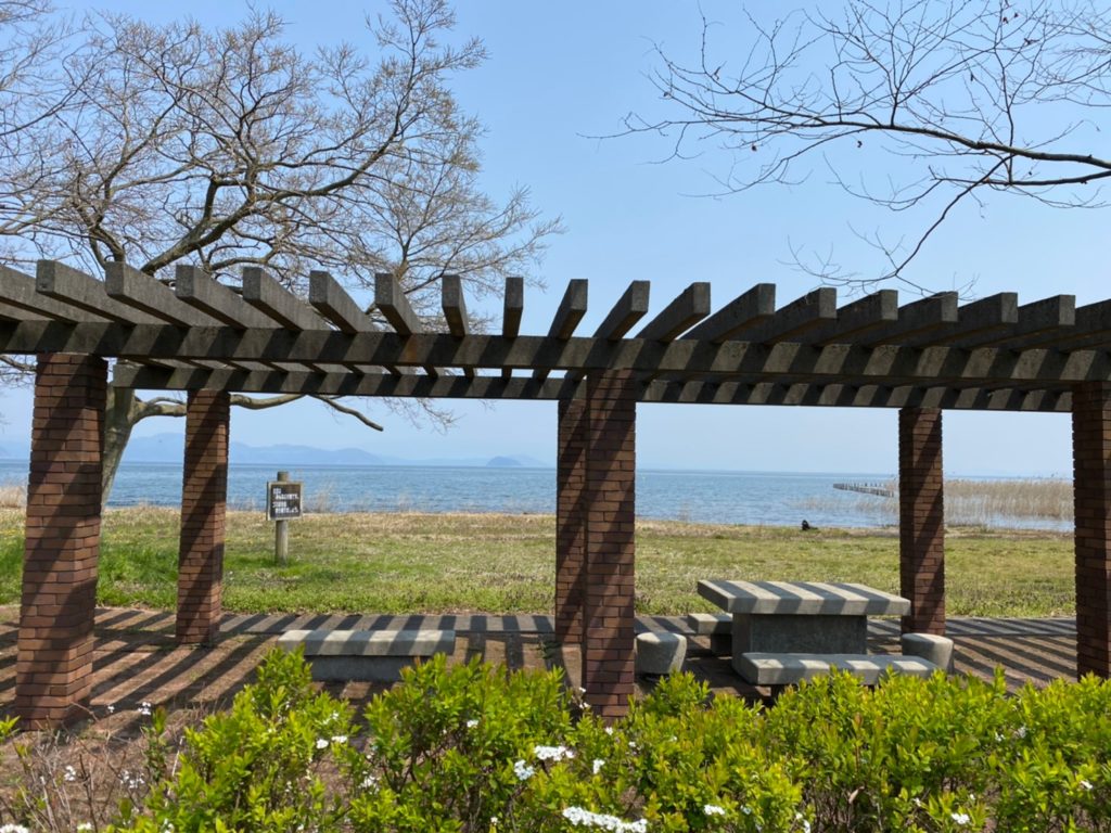 【高島市】『湖岸緑地 新旭浜園地・針江浜』のアウトドア情報（駐車場・トイレ）｜琵琶湖アウトドアマップ