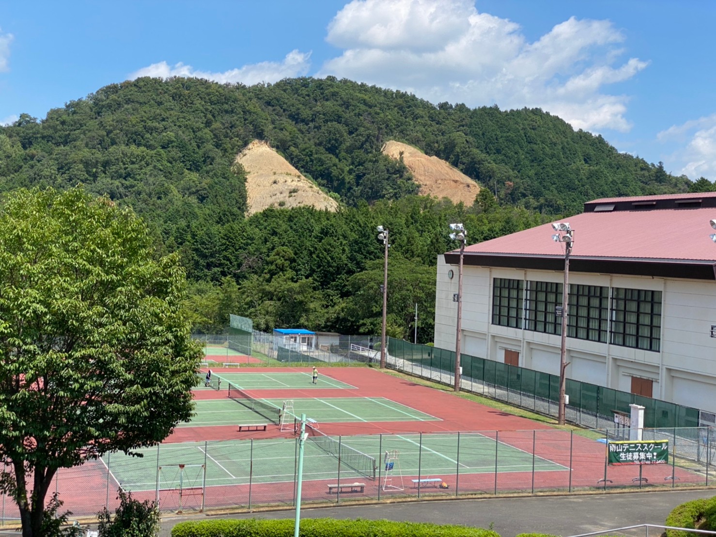 湖南市 雨山文化運動公園 情報まとめ 施設 駐車場 トイレ 琵琶湖アウトドアマップ