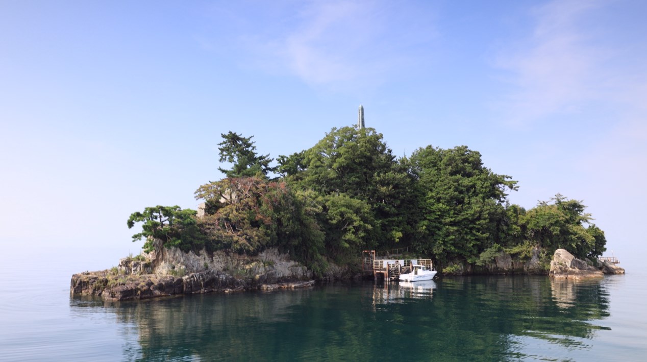 【彦根市の無人島】『多景島：たけしま』へのアクセス方法と写真観光ガイド（時刻表・料金）